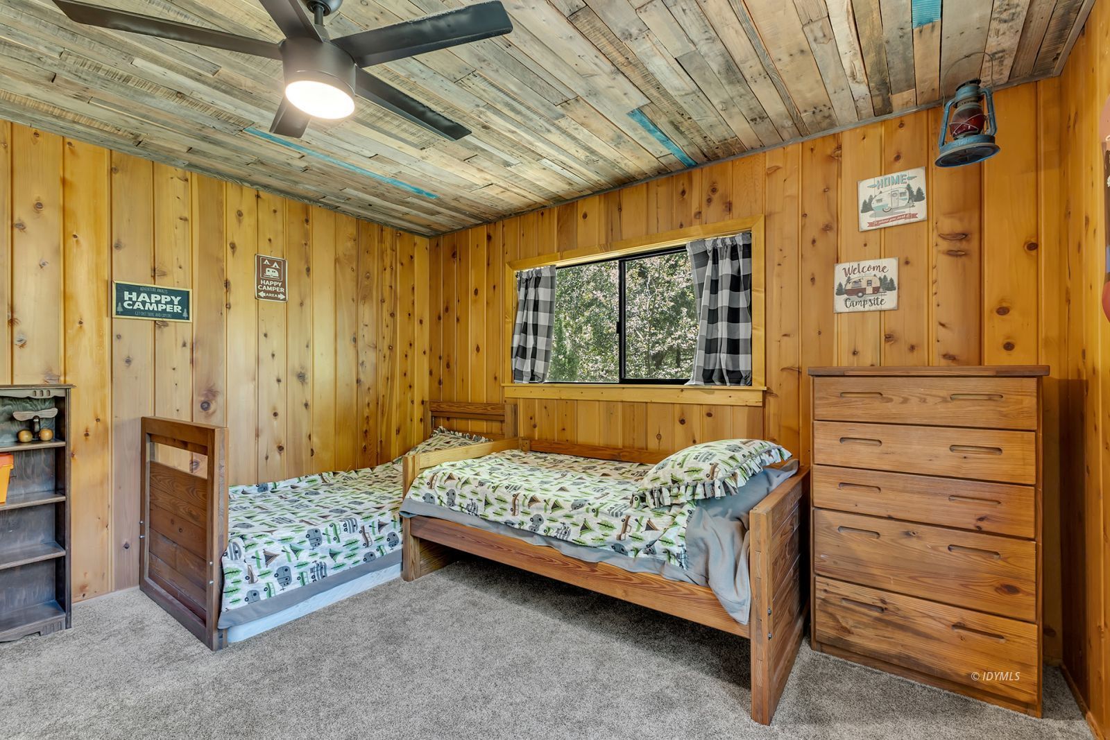 55175 John Muir Road, Unit CALIFO Idyllwild, CA 92549 - Photo 25 of 51 Main level bedroom 2