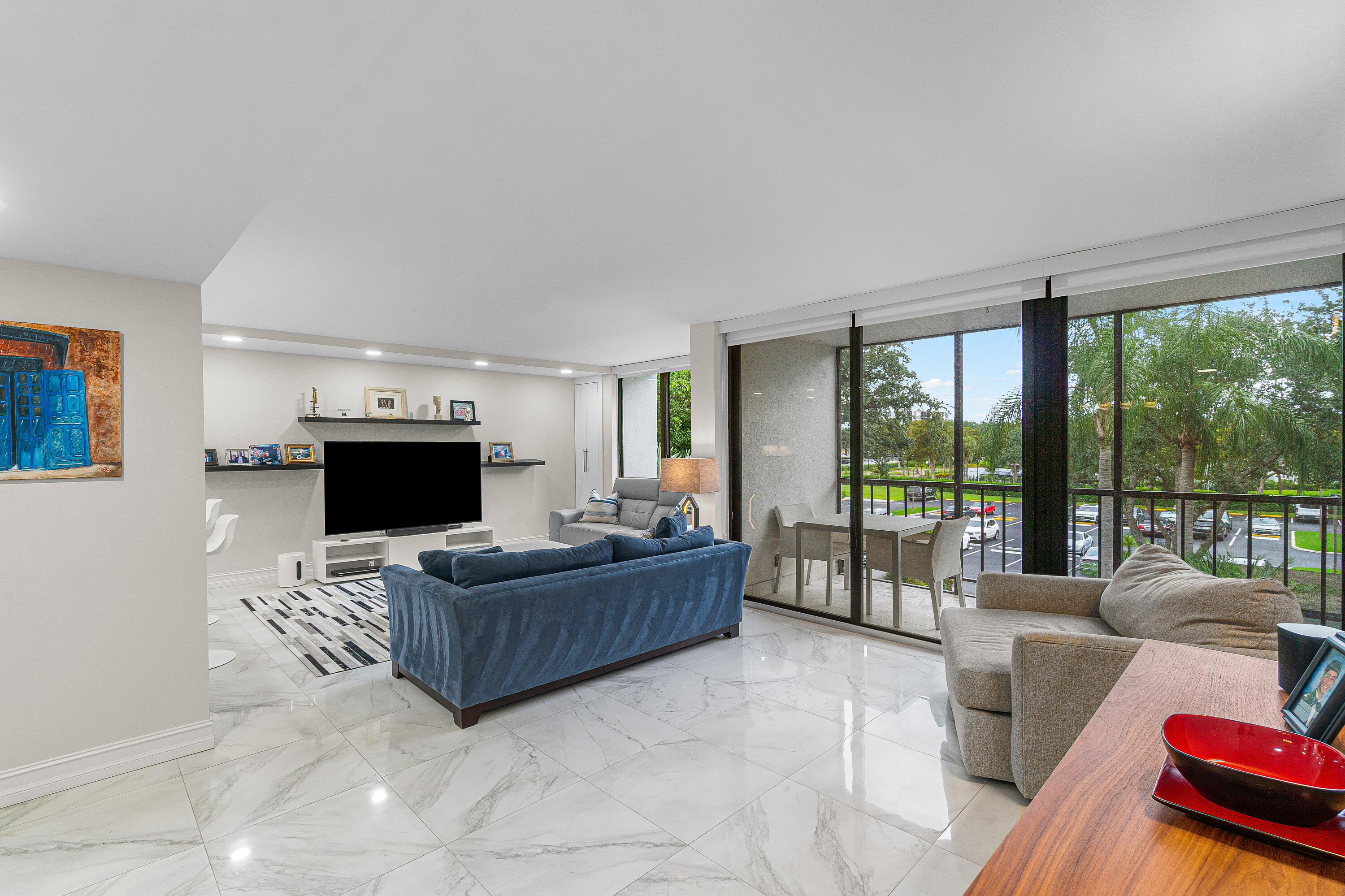 7768 Lakeside Boulevard, Unit 533 Boca Raton, FL 33434 - Photo 4 of 29 LR XTRA ROOM