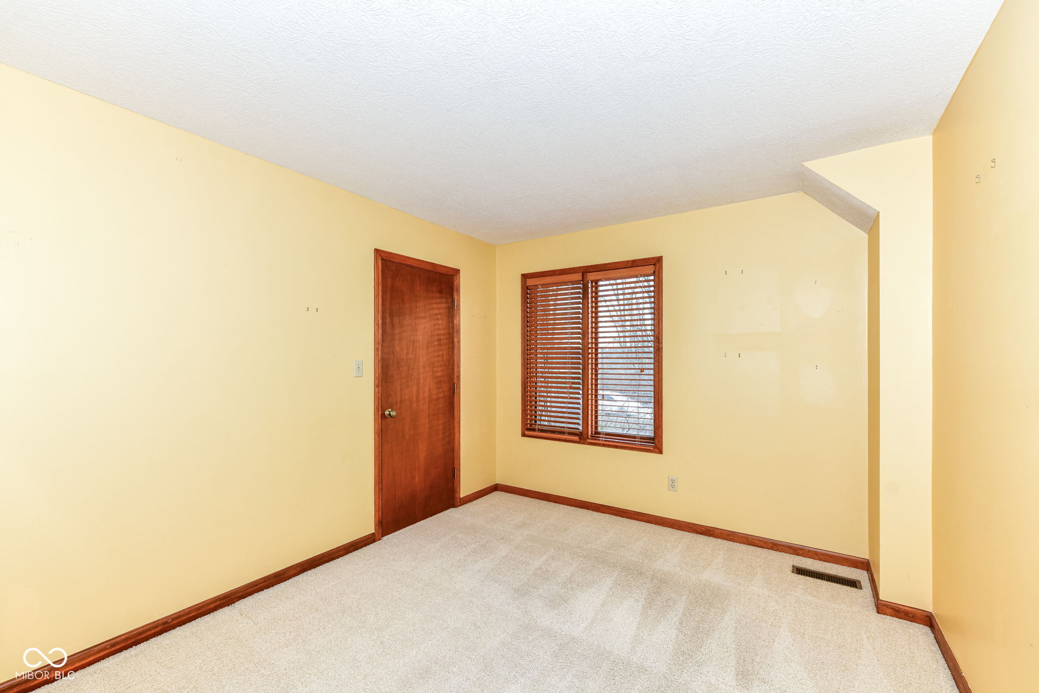 10700 East 106th Street Fishers, IN 46037 - Photo 32 of 37