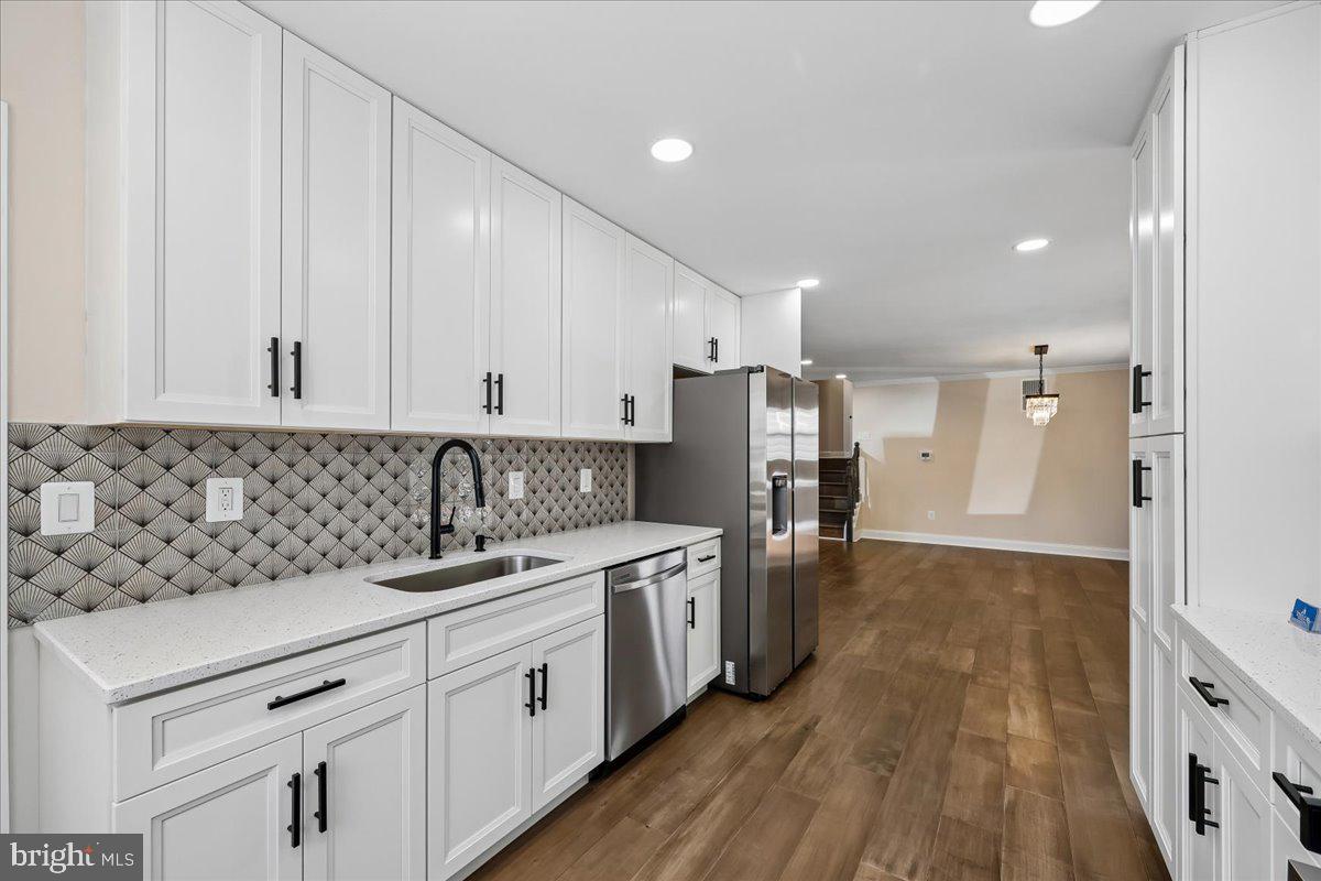 24321 Log House Road Gaithersburg, MD 20882 - Photo 17 of 36 Kitchen