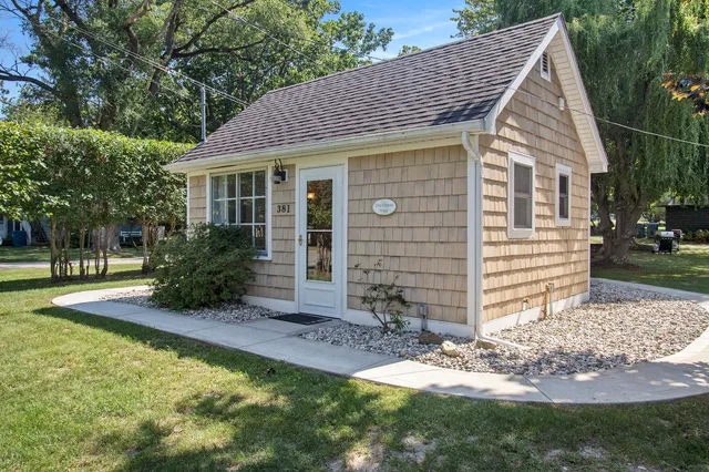 $1,999,500 | 389 West Center Street, Unit 1 2 3, Douglas, MI 49406