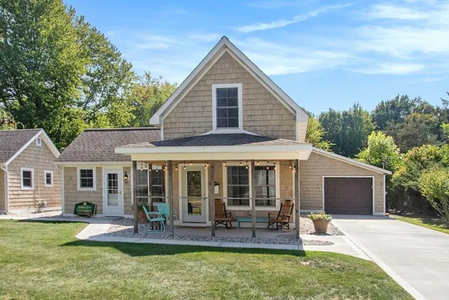 $1,999,500 | 389 West Center Street, Unit 1 2 3, Douglas, MI 49406