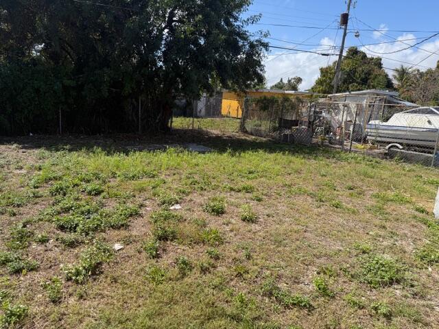 1214 Highview Road Lake Worth, FL 33462 - Photo 26 of 28 IMG_6569