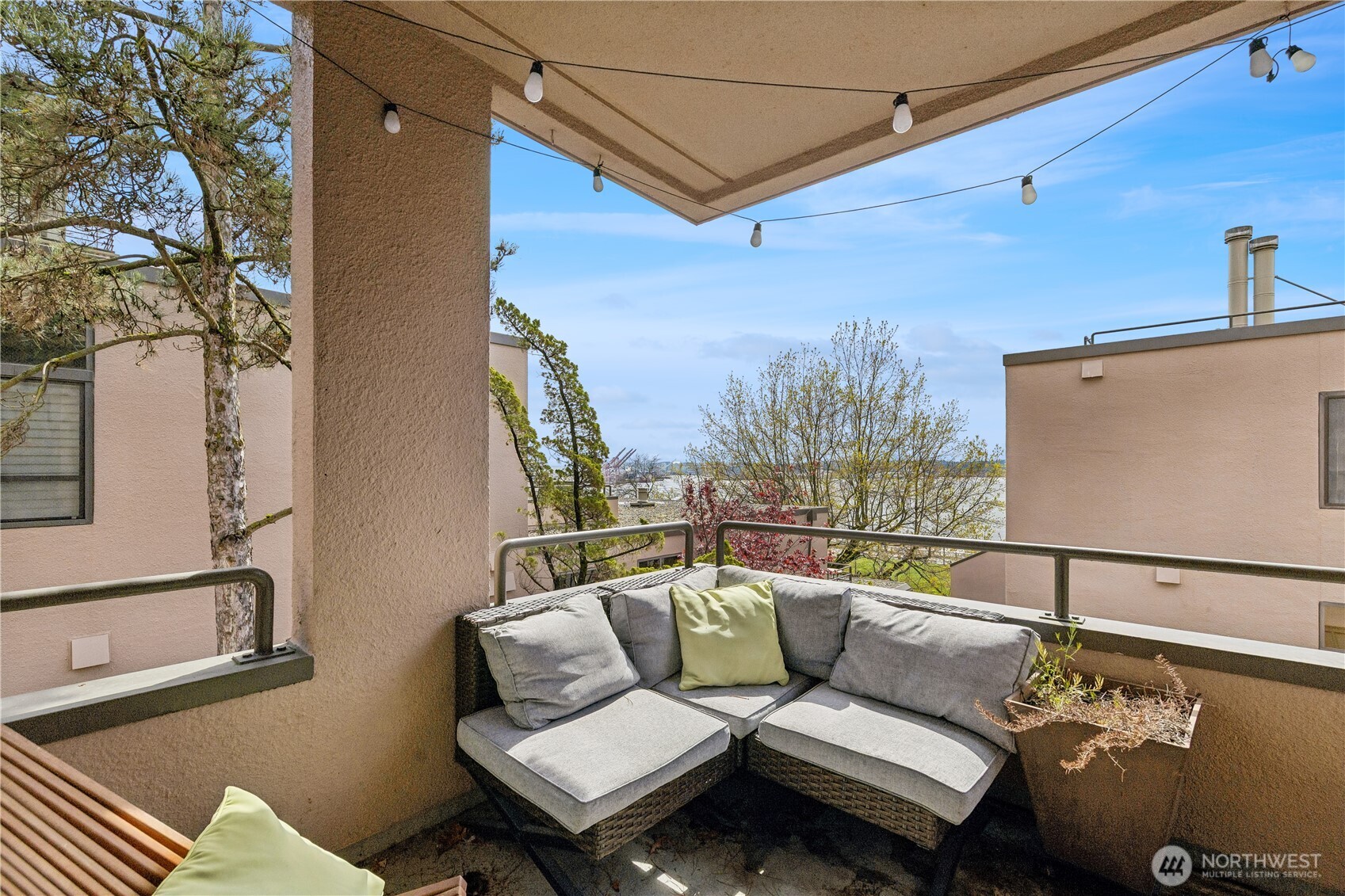 88 Virginia Street, Unit 2 Seattle, WA 98121 - Photo 11 of 20 a outdoor living space with furniture
