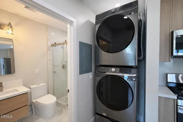$2,100 | 16744 1/2 Ludlow Street, Los Angeles, CA 91344