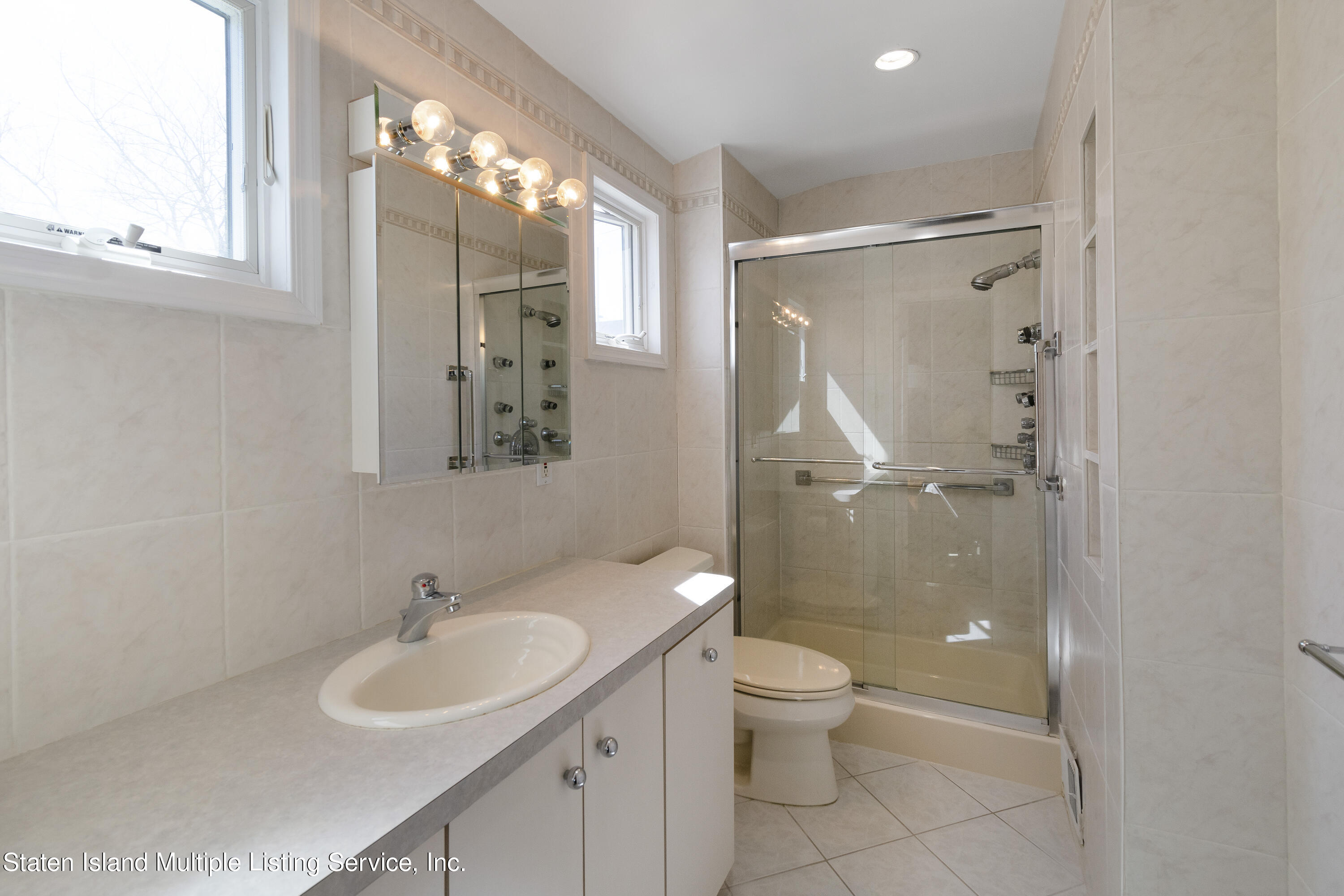 1051 Willowbrook Road Staten Island, NY 10314 - Photo 17 of 28 DSC_6878