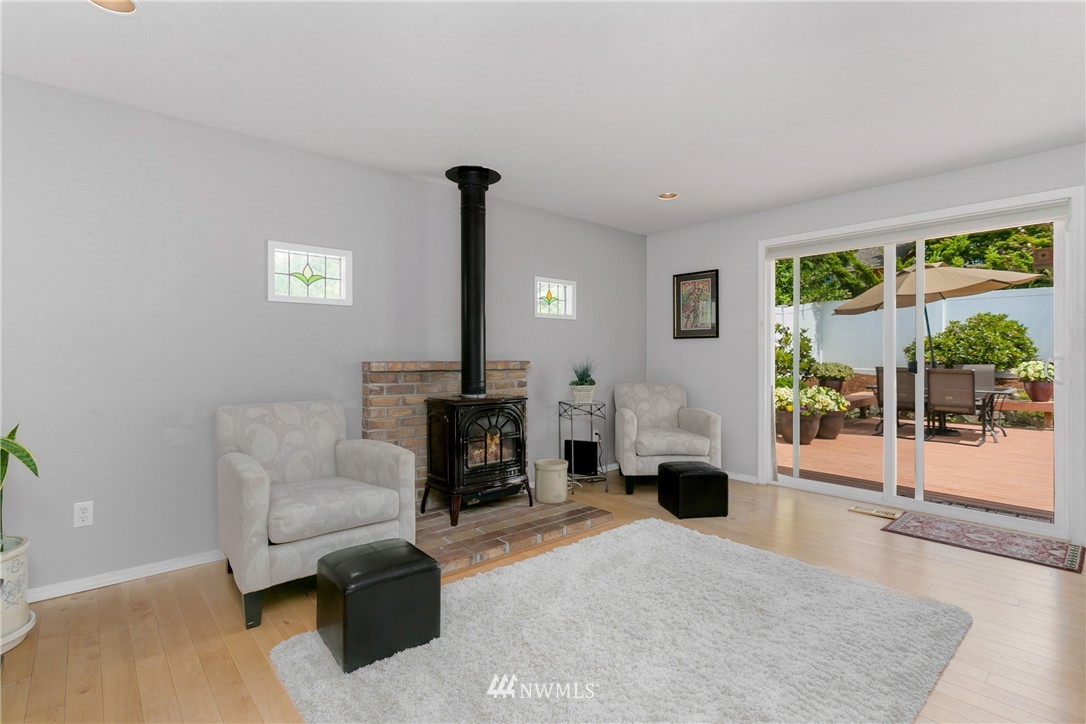 1702 Northeast 14th Street Renton, WA 98056 - Photo 18 of 22