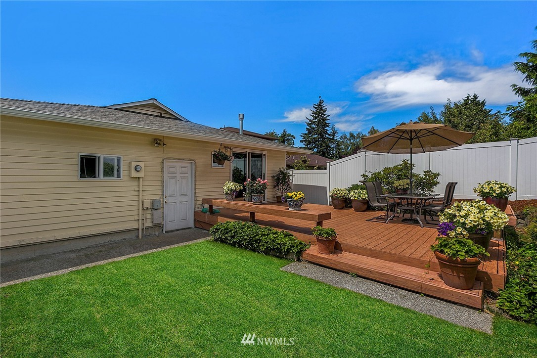 1702 Northeast 14th Street Renton, WA 98056 - Photo 20 of 22