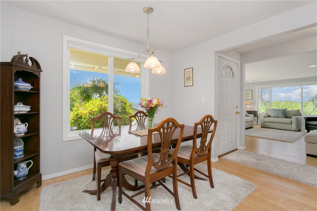 1702 Northeast 14th Street Renton, WA 98056 - Photo 6 of 22