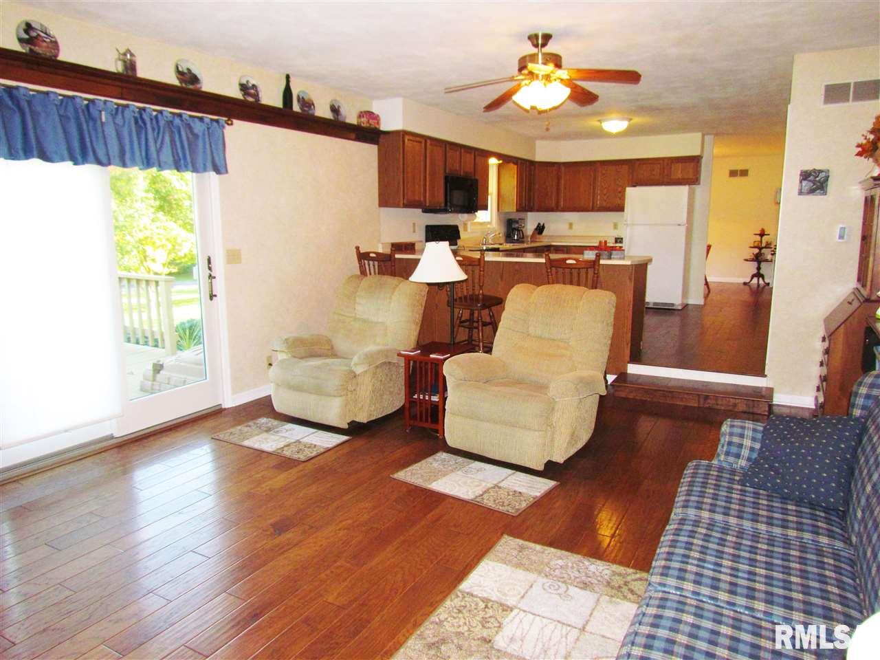 4126 South Autumn Drive Mapleton, IL 61547 - Photo 15 of 36 Gallery Image 15