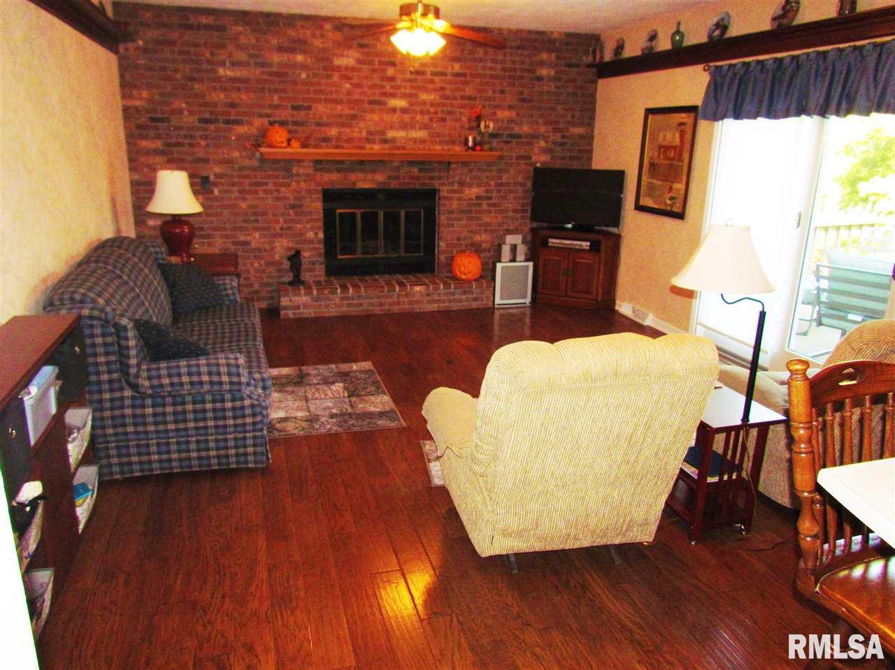 4126 South Autumn Drive Mapleton, IL 61547 - Photo 16 of 36 Gallery Image 16
