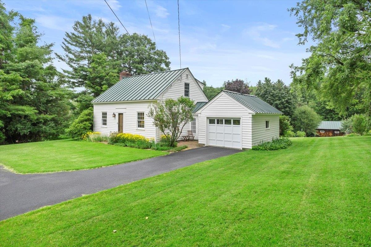 662 Burgess Road Bennington, VT 05201 - Photo 1 of 39