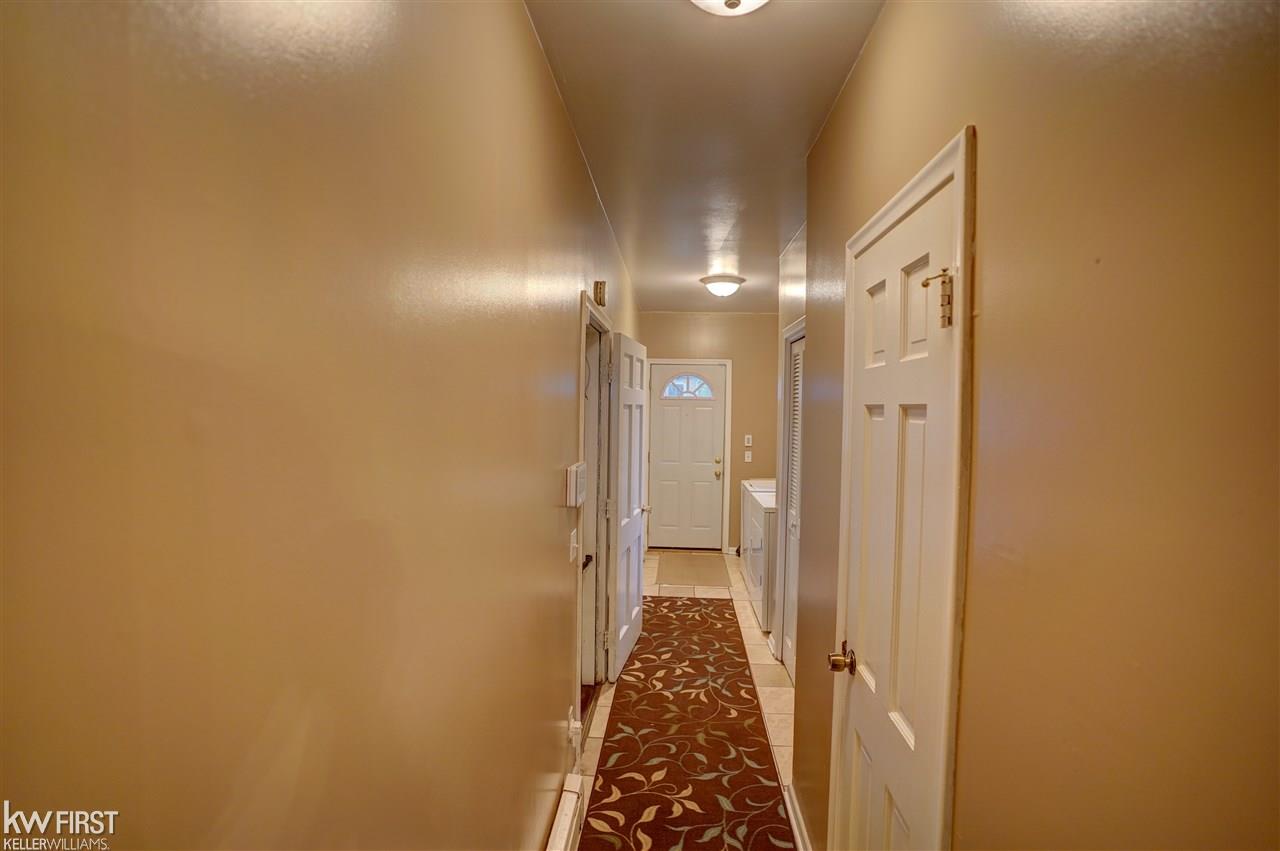 3308 Old Farm Road Flint, MI 48507 - Photo 31 of 47