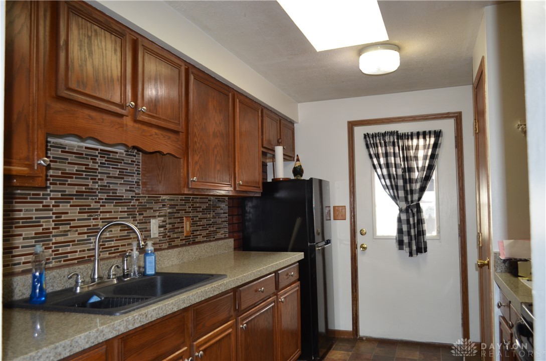 4290 Midfield Street Springfield, OH 45503 - Photo 38 of 51