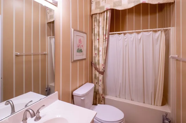 $474,900 | 1701 Pathway Drive North, Greenwood, IN 46143