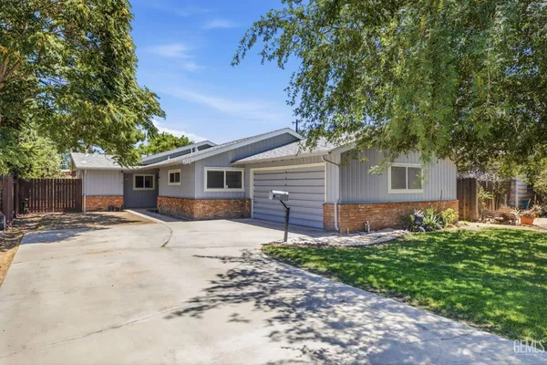 $384,990 | Undisclosed Address, Bakersfield, CA 93304