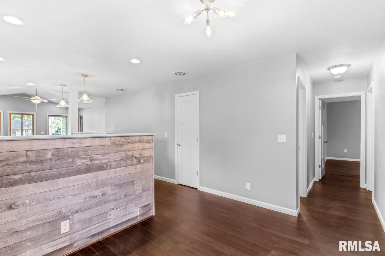 103 Algonquin Road Marquette Heights, IL 61554 - Photo 36 of 36 Gallery Image 36
