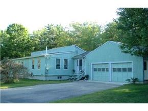 438 Hurricane Road Belmont, NH 03220 - Photo 2 of 3