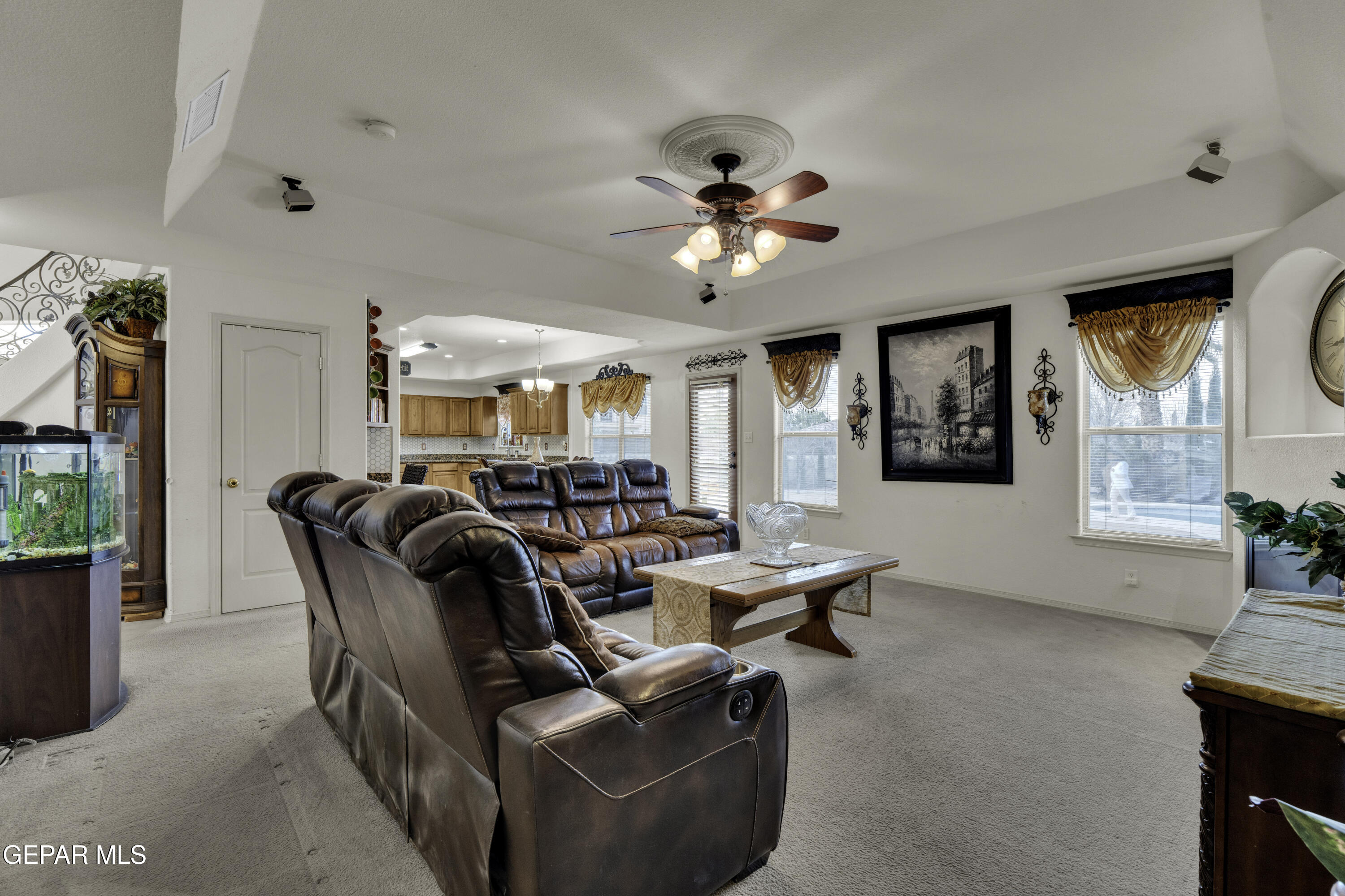 1075 Yasmin Court El Paso, TX 79932 - Photo 14 of 37 2 (25)