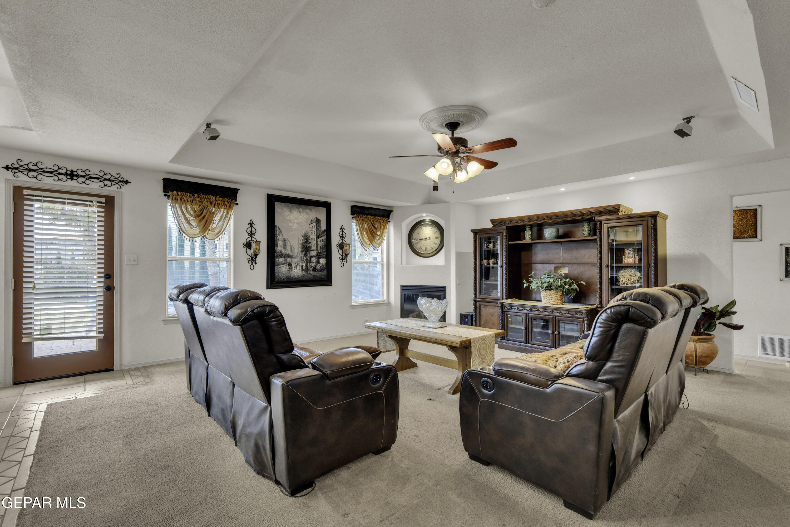 1075 Yasmin Court El Paso, TX 79932 - Photo 15 of 37 2 (24)