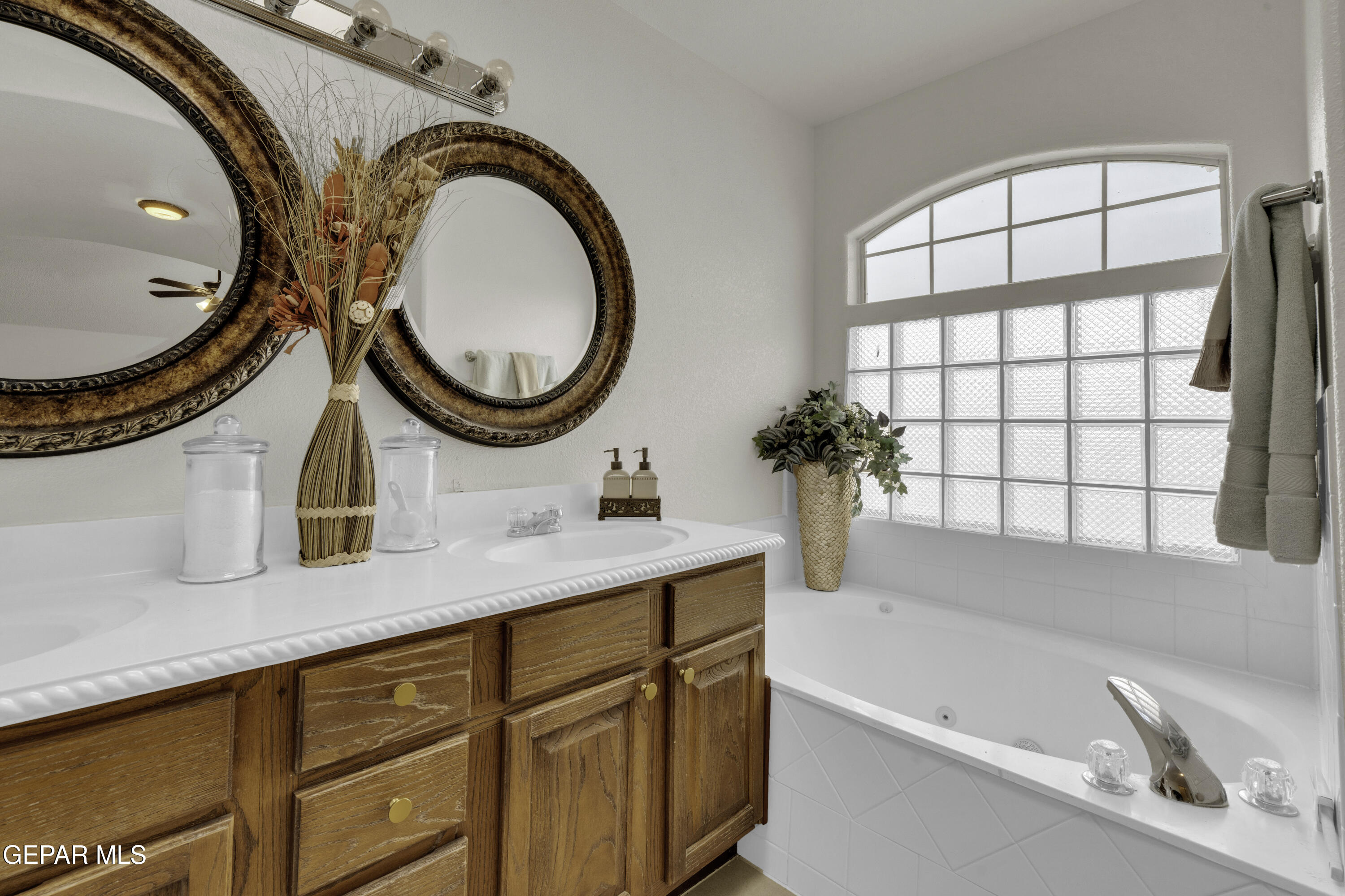 1075 Yasmin Court El Paso, TX 79932 - Photo 26 of 37 5 (5)