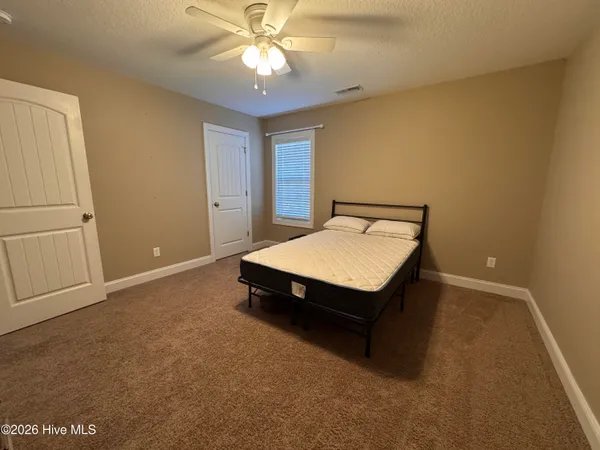 $2,300 | 316 Old Snap Dragon Court, Jacksonville, NC 28546