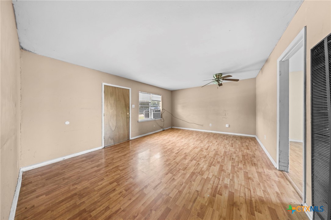 17 Ellis Avenue Troy, TX 76579 - Photo 4 of 21