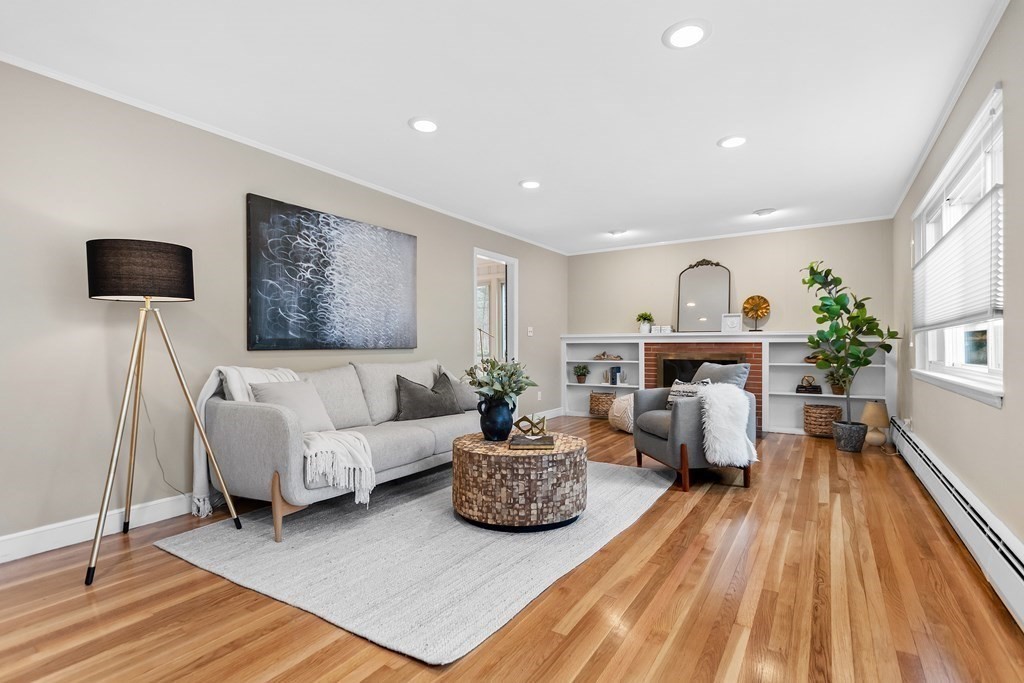 100 Clearwater Road Newton, MA 02462 - Photo 5 of 20 Gallery Image 5