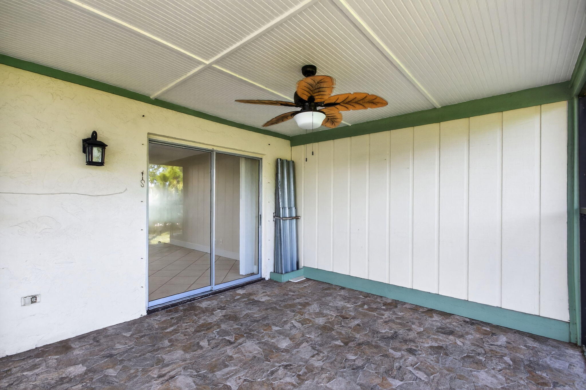 8695 Southeast Hobe Ridge Avenue Hobe Sound, FL 33455 - Photo 24 of 29 24-web-or-mls-320A0099