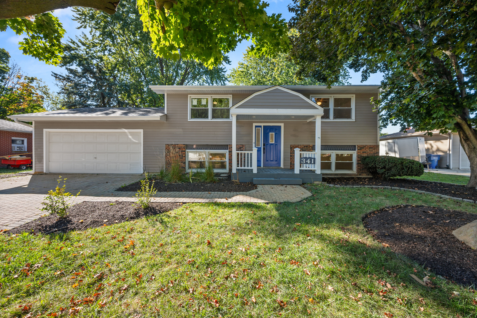 341 North View Street Hinckley, IL 60520 - Photo 2 of 35
