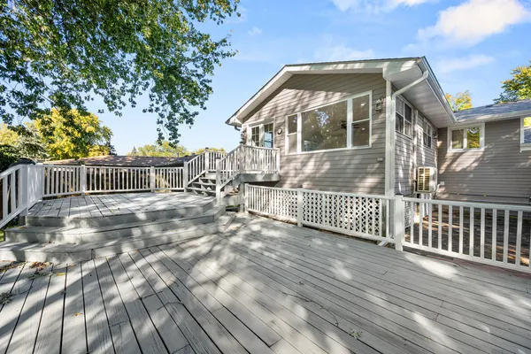 $424,500 | 341 North View Street, Hinckley, IL 60520
