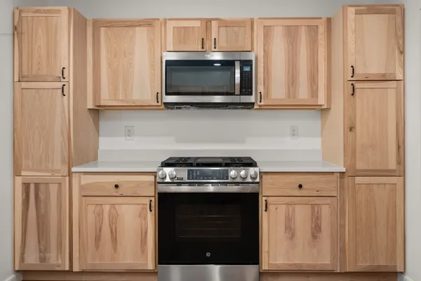 $424,500 | 341 North View Street, Hinckley, IL 60520