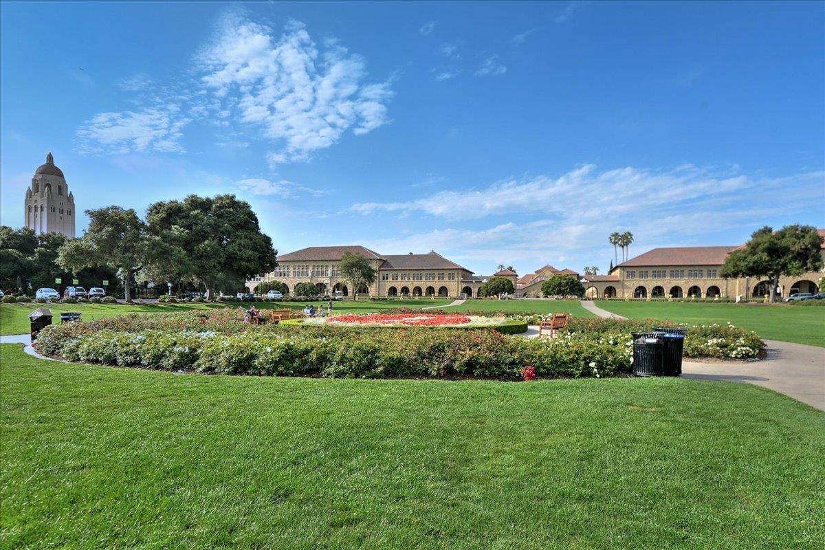 335 Middlefield Road Palo Alto, CA 94301 - Photo 26 of 38 a view of a garden with a building in the background
