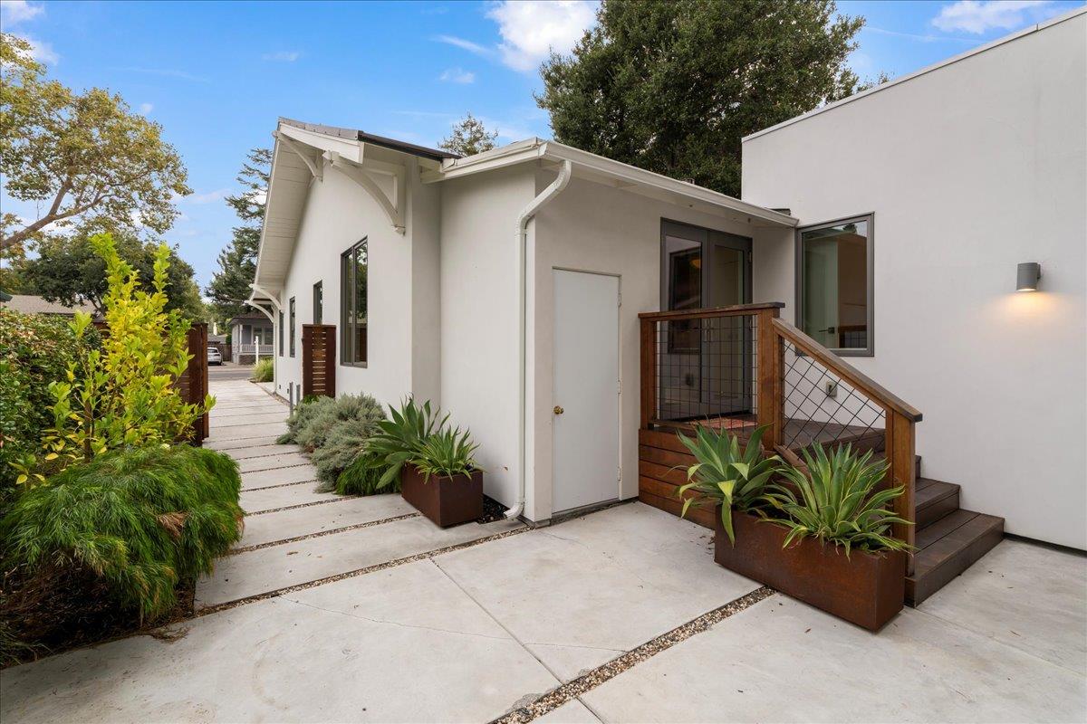 335 Middlefield Road Palo Alto, CA 94301 - Photo 7 of 38 a view of a house with entryway and potted plants