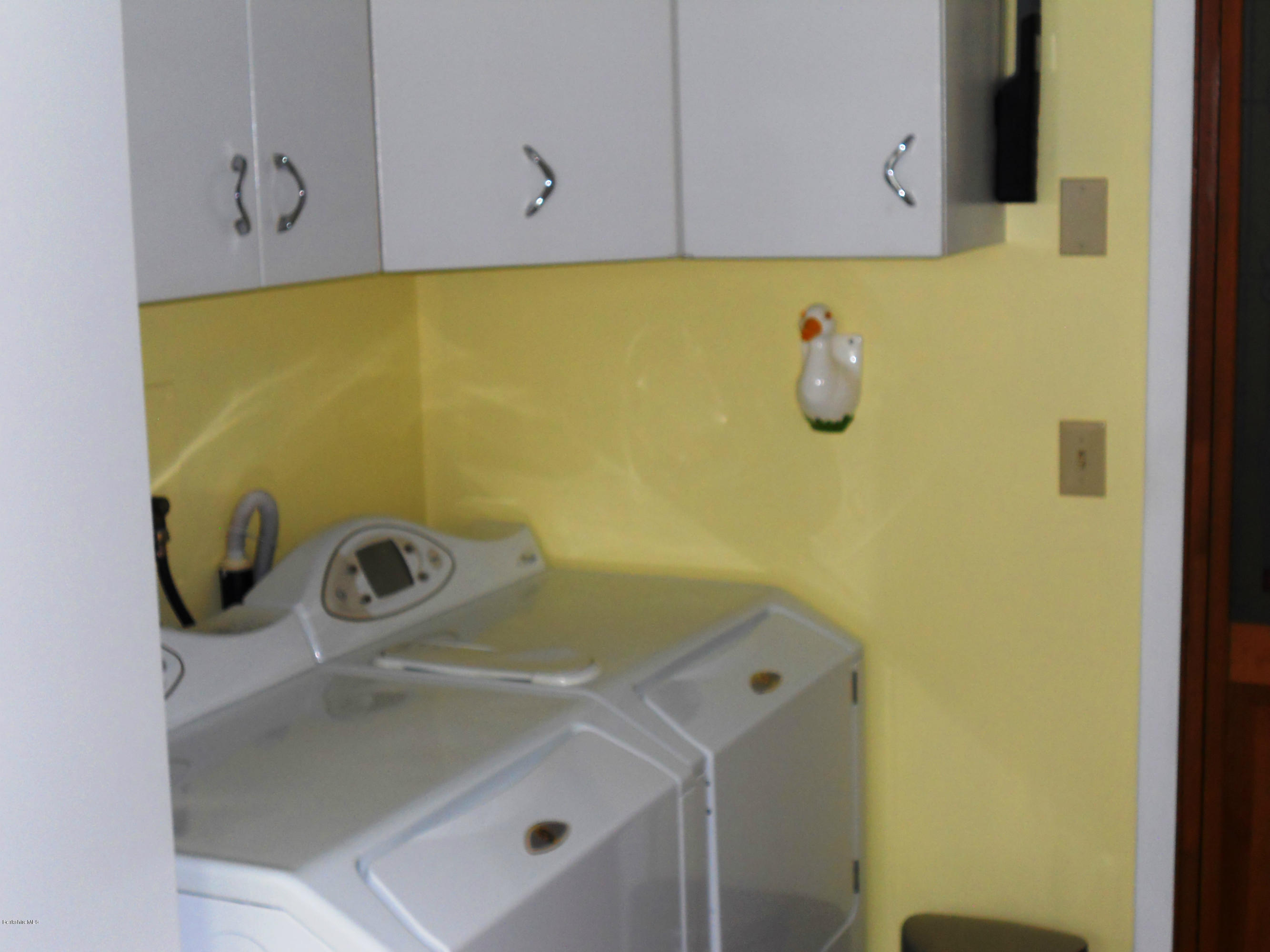 31 Winesap Road Pittsfield, MA 01201 - Photo 23 of 24 Laundry Area
