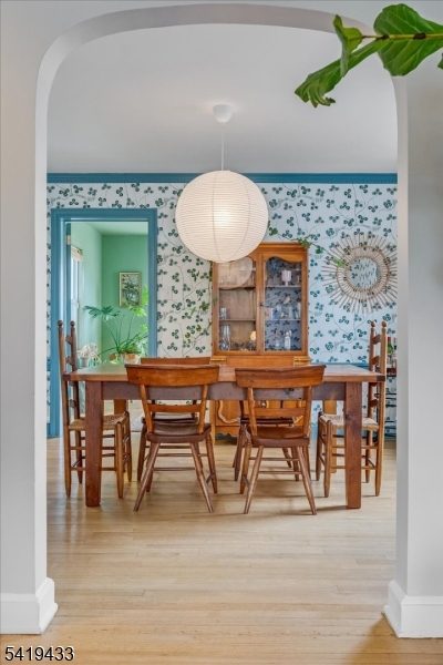 4 Rynda Road Maplewood, NJ 07040 - Photo 14 of 34 a workspace with furniture and a potted plant