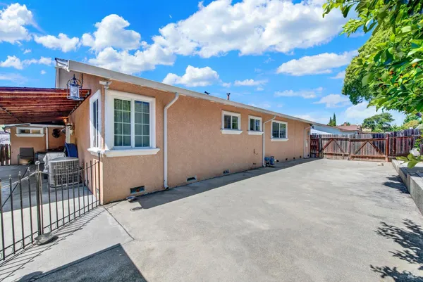 $615,000 | 2680 Marigold Drive, Fairfield, CA 94533