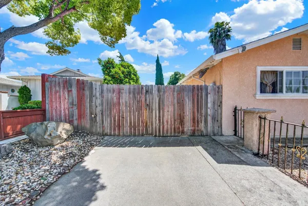 $615,000 | 2680 Marigold Drive, Fairfield, CA 94533