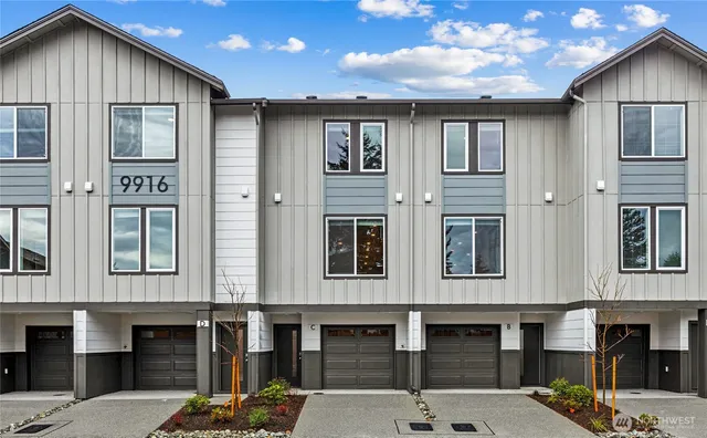 $624,995 | 16111 36th Avenue West, Unit F11, Lynnwood, WA 98087