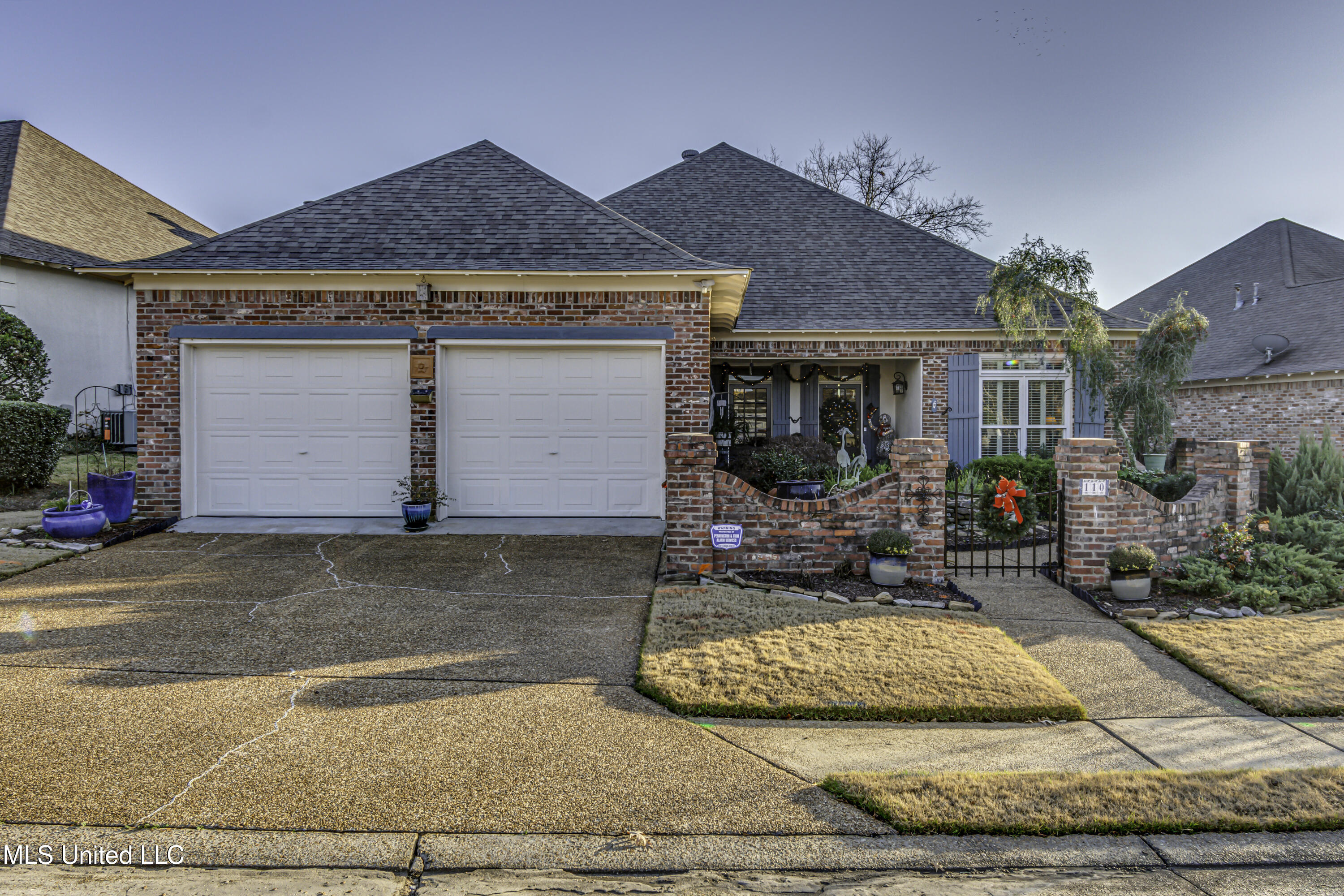 110 Green View Ct--83