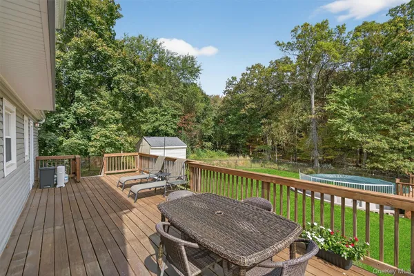 $479,900 | 34 Capital Drive, Washingtonville, NY 10992