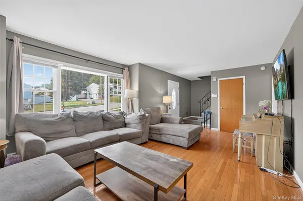 $479,900 | 34 Capital Drive, Washingtonville, NY 10992