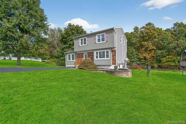 $479,900 | 34 Capital Drive, Washingtonville, NY 10992