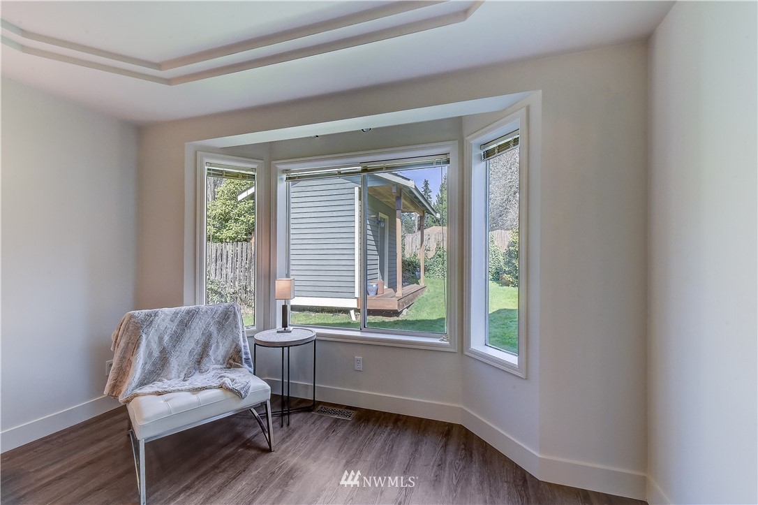10016 Northeast 190th Street Bothell, WA 98011 - Photo 11 of 20 Gallery Image 11