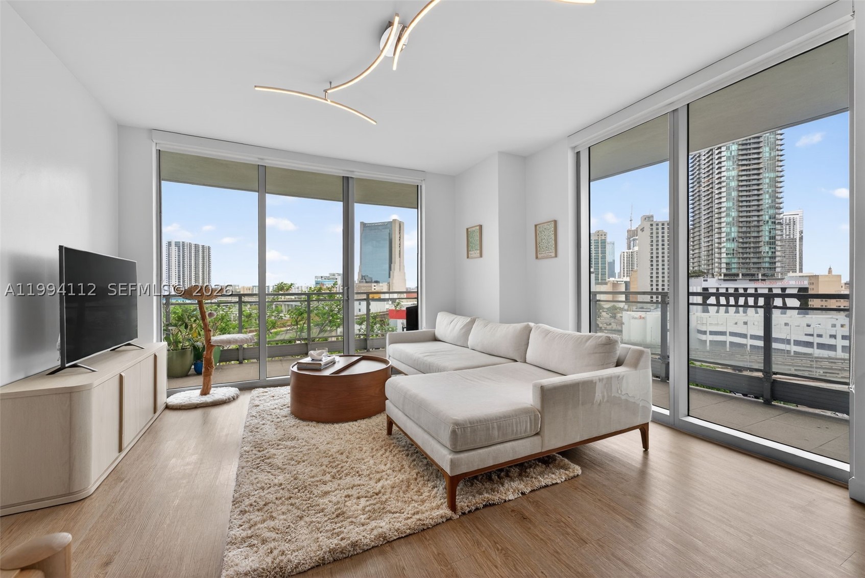 90 Southwest 3rd Street, Unit 1105 Miami, FL 33130 - Photo 13 of 16 Gallery Image 13