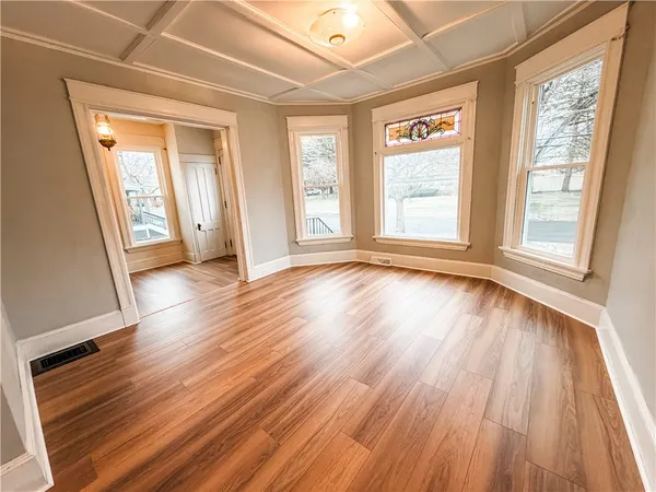 $194,900 | 7 South Lewis Street, Auburn, NY 13021