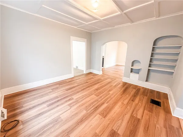 $194,900 | 7 South Lewis Street, Auburn, NY 13021