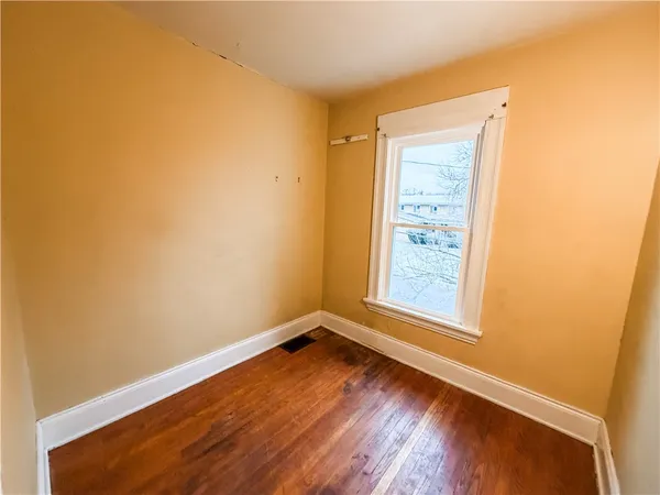 $194,900 | 7 South Lewis Street, Auburn, NY 13021