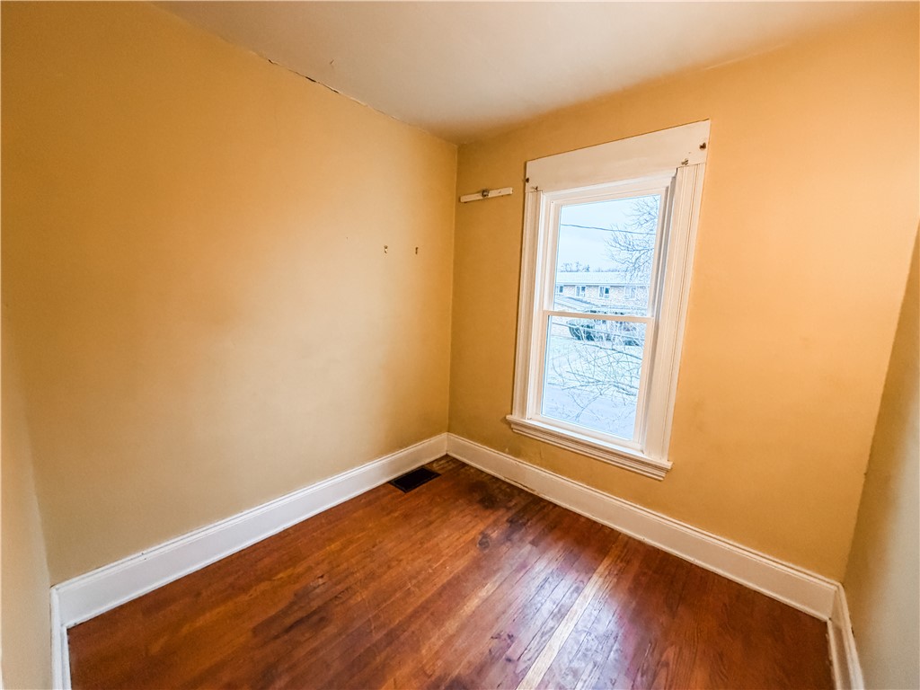 7 South Lewis Street Auburn, NY 13021 - Photo 31 of 46