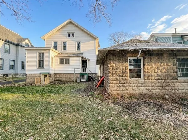 $194,900 | 7 South Lewis Street, Auburn, NY 13021